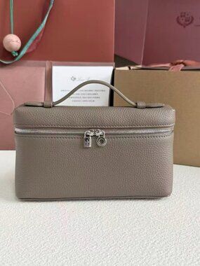 Loro Piana Extra Pocket Pouch L19